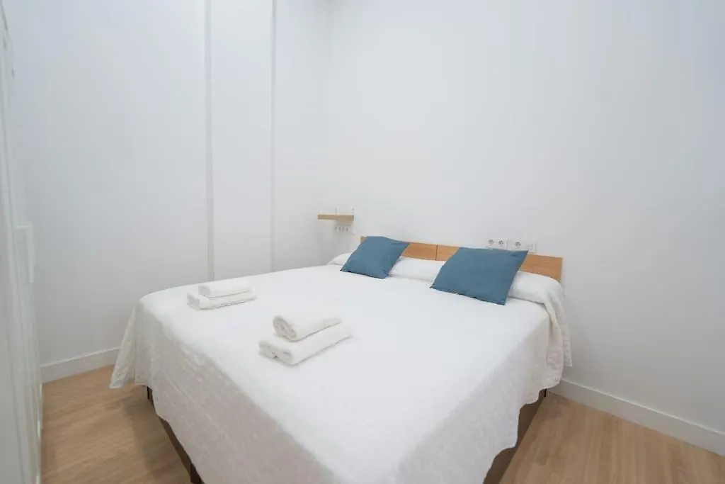 Apartmán Estudio A Estrenar En San Bernardo Sevilla